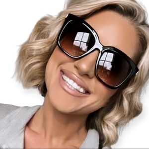 NWT- DIFF-Brown Oversized Square Frame Sunglasses. HAILEY